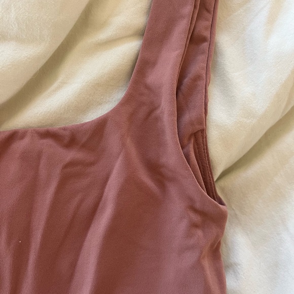 Aritzia Babaton Bodysuit - Picture 4 of 4